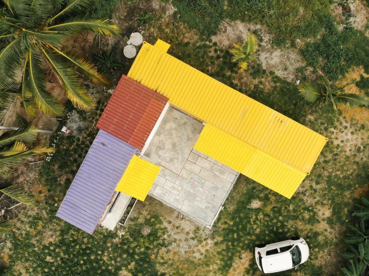 Purple Cube At Lumut Cube Homestay Kontena Exterior foto